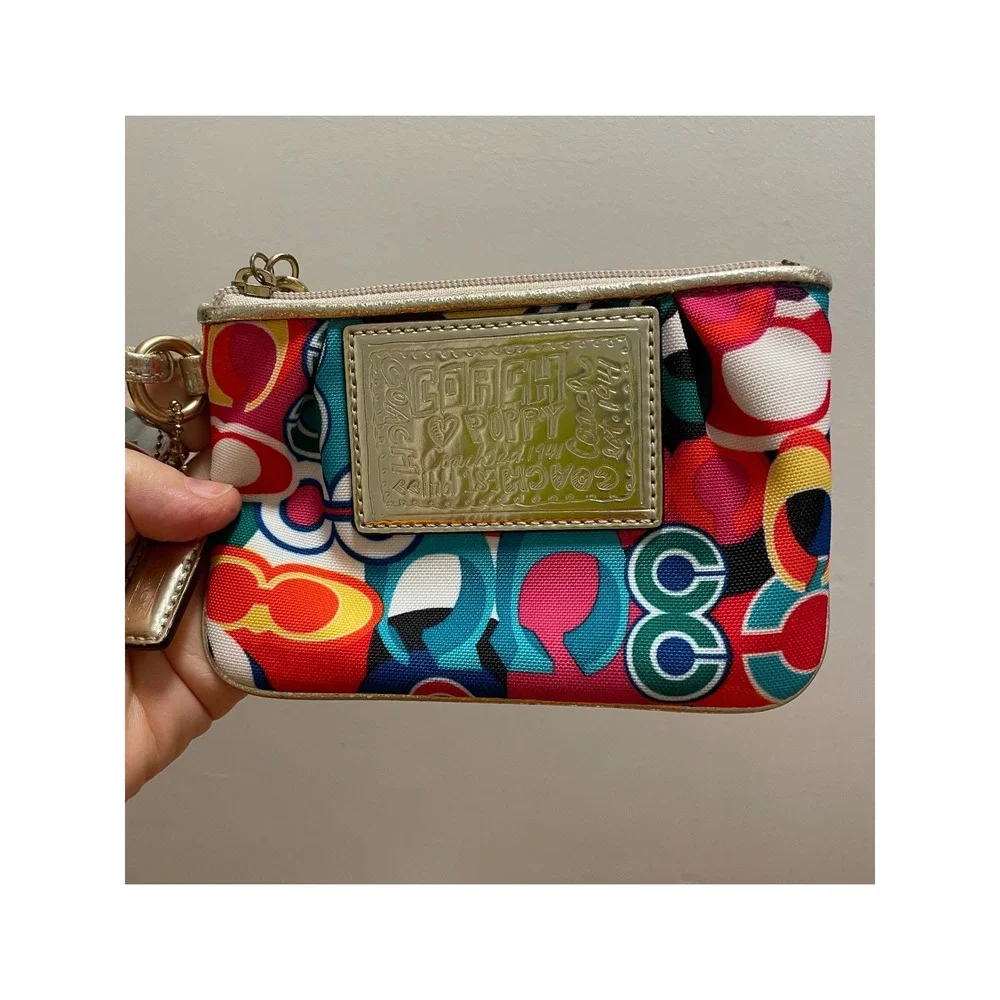Coach Poppy Wristlet Graffiti‎ Signature C Multi Color Gold Metallic Trim